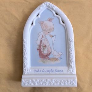 Precious Moments Make a Joyful Noise